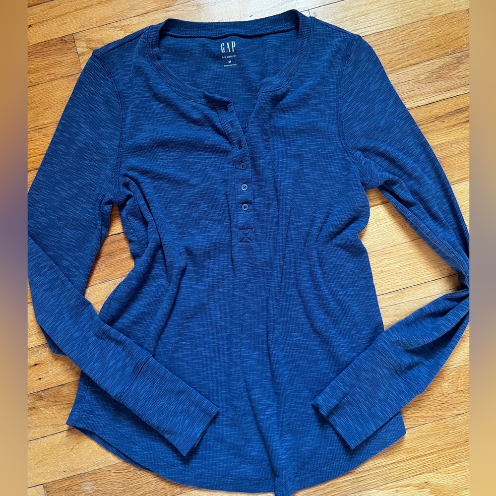 GAP Women’s Rib Henley M Blue